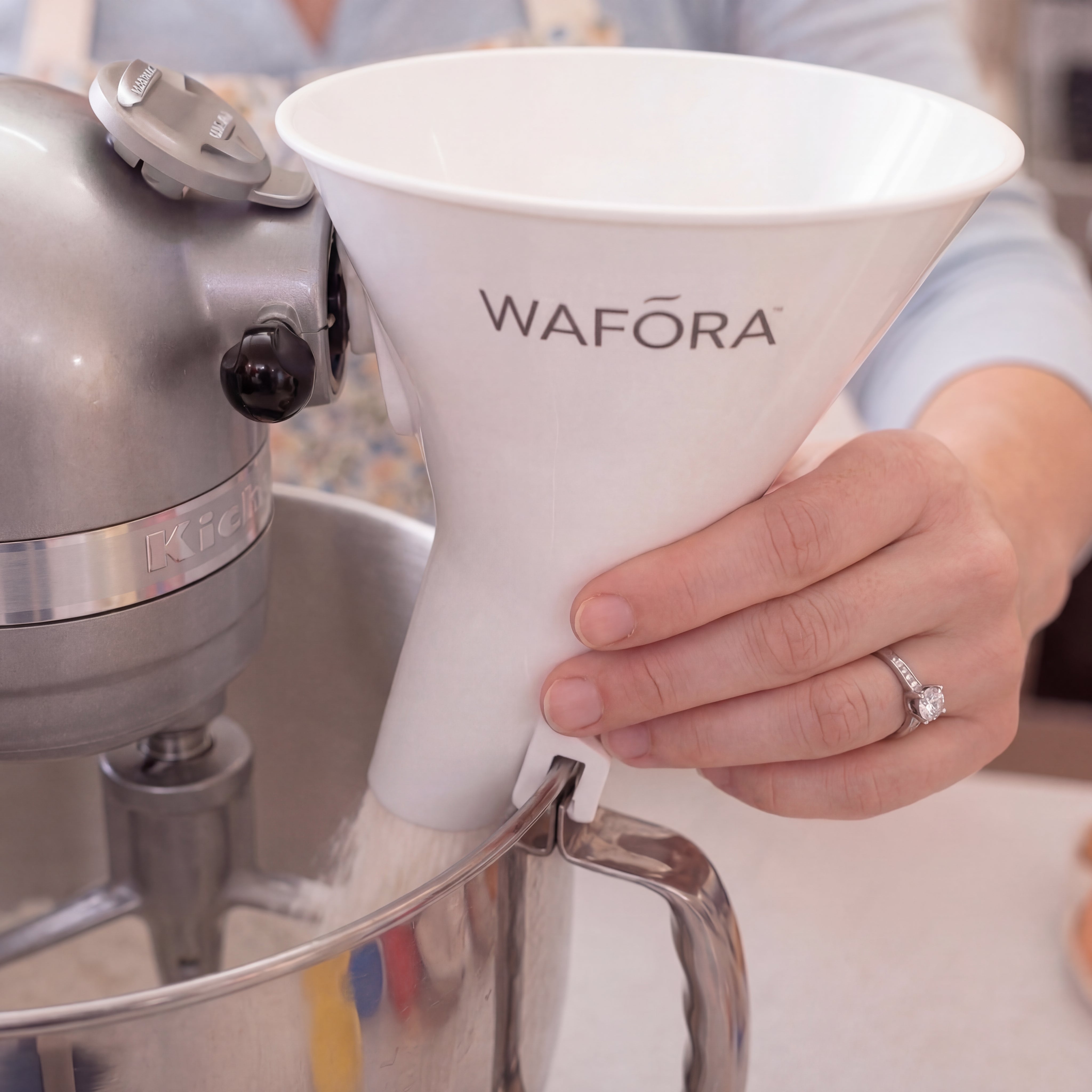 قمع WAFORA™ PourGuide